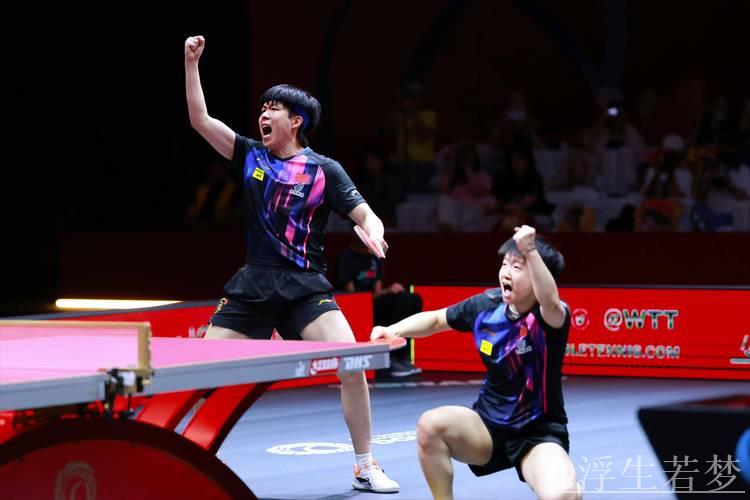 3-0！莎头击败日本队晋级决赛，王楚钦频频爆冲，张本美和出洋相