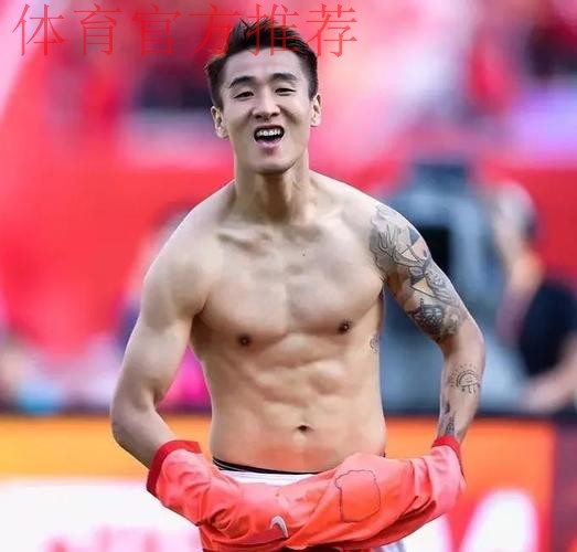 国足新人说｜韦世豪：球员好胜心很重要　以后争当国家队主力